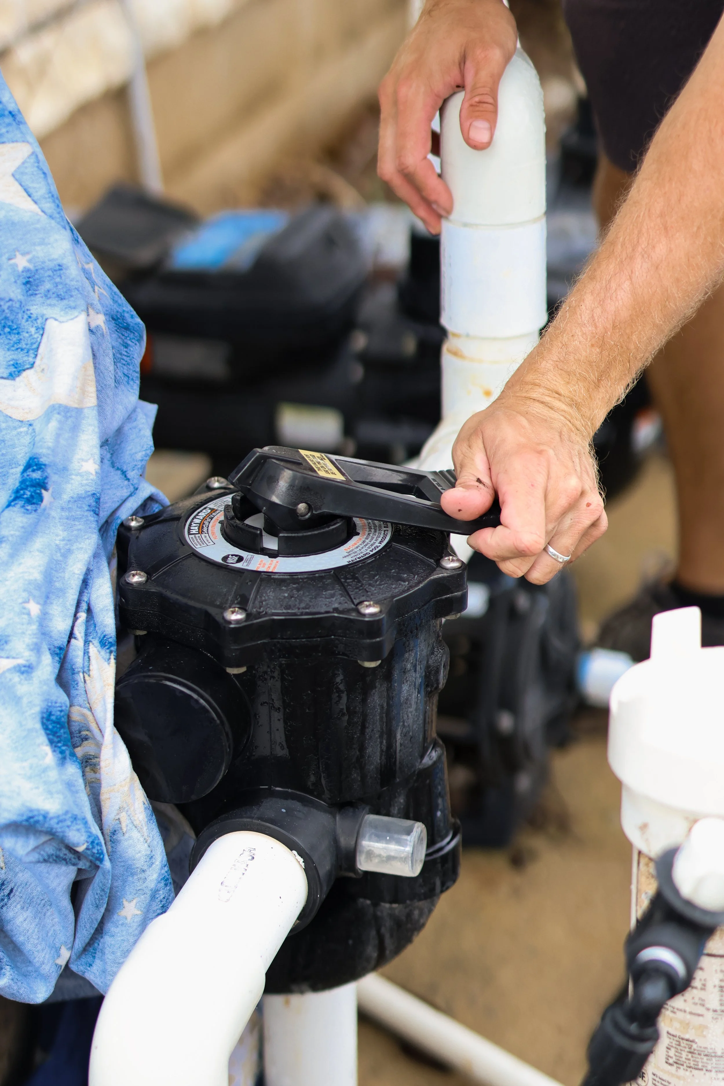 Adjusting a pool pump valve